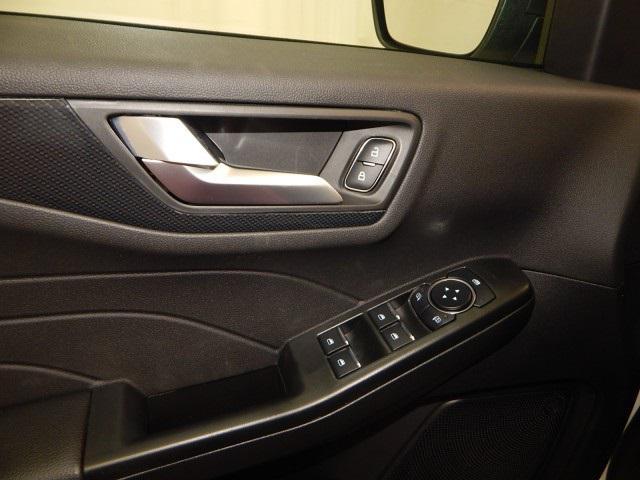 new 2025 Ford Escape car, priced at $28,299