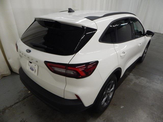 new 2025 Ford Escape car, priced at $28,299