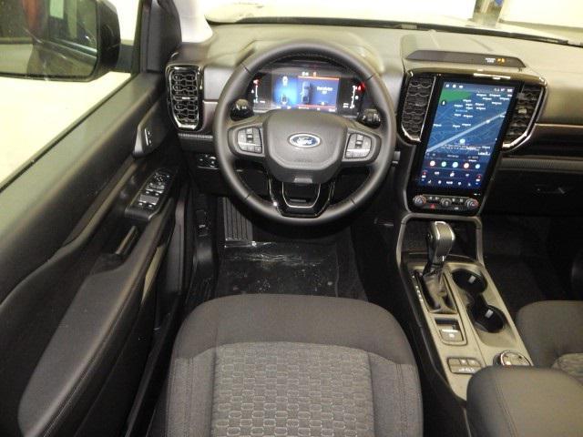 new 2025 Ford Ranger car, priced at $41,695