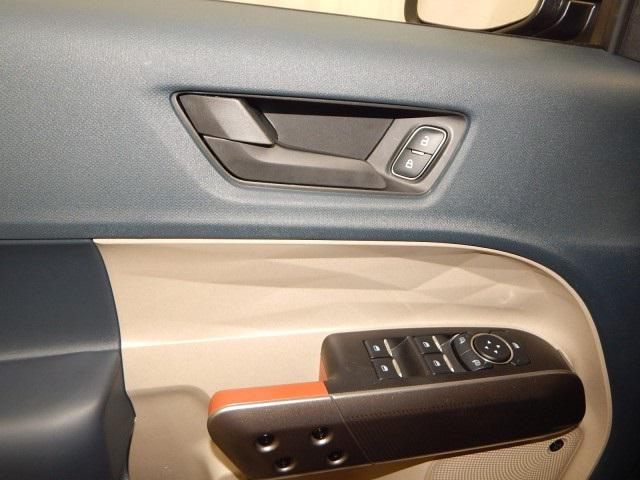 new 2025 Ford Maverick car, priced at $37,260