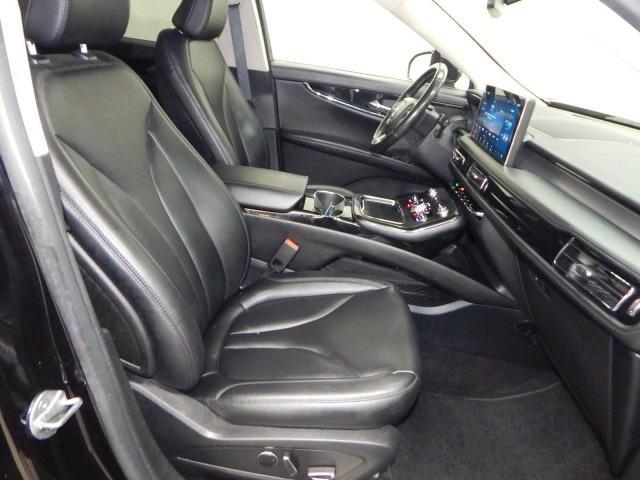 used 2023 Lincoln Nautilus car, priced at $31,497