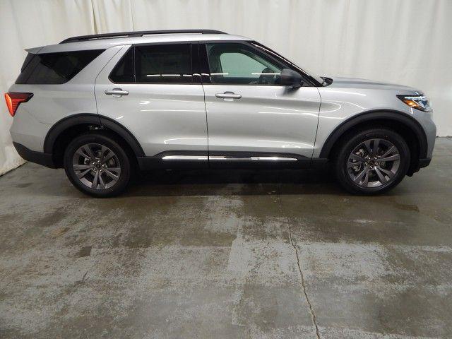 new 2025 Ford Explorer car, priced at $46,226