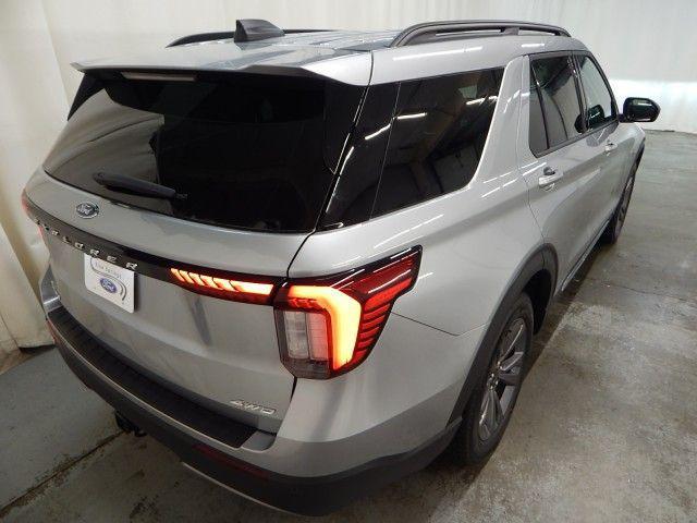 new 2025 Ford Explorer car, priced at $46,226