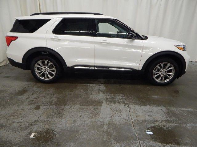 new 2024 Ford Explorer car, priced at $50,978