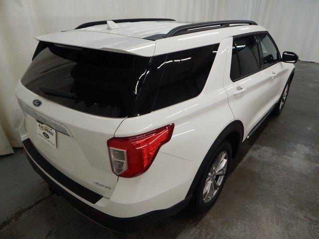 new 2024 Ford Explorer car, priced at $50,978