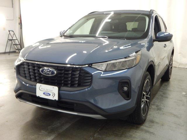 new 2025 Ford Escape car, priced at $32,029