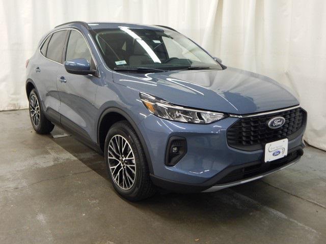 new 2025 Ford Escape car, priced at $32,029