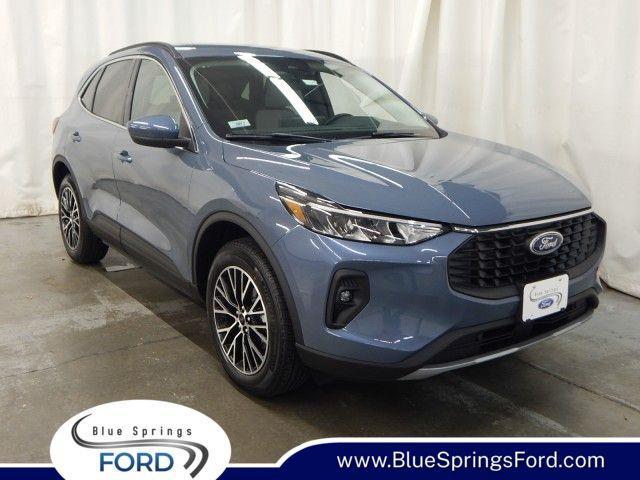 new 2025 Ford Escape PHEV car, priced at $31,648