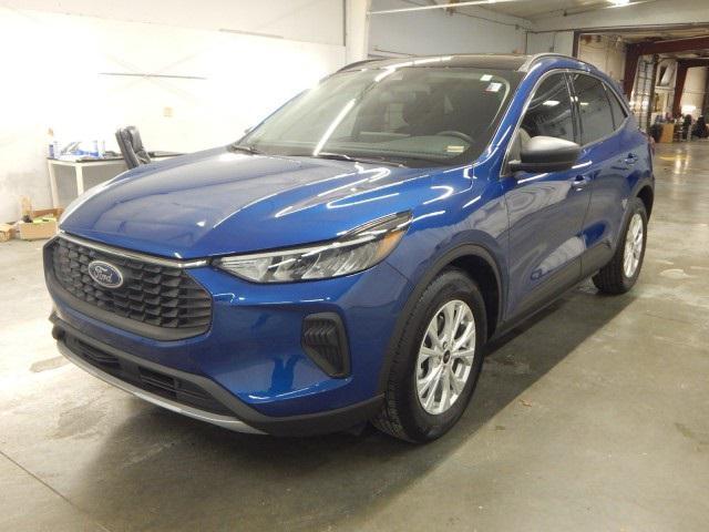 used 2023 Ford Escape car, priced at $22,417