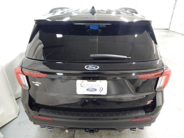 new 2025 Ford Explorer car, priced at $58,511