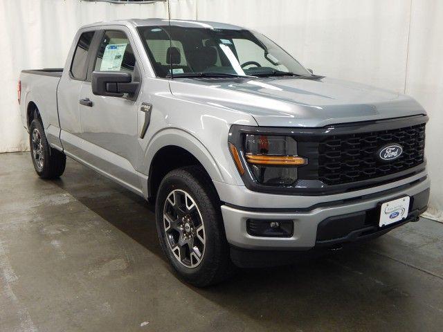 new 2024 Ford F-150 car, priced at $42,201