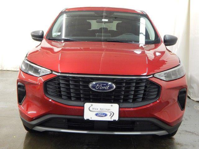 new 2025 Ford Escape car, priced at $32,030