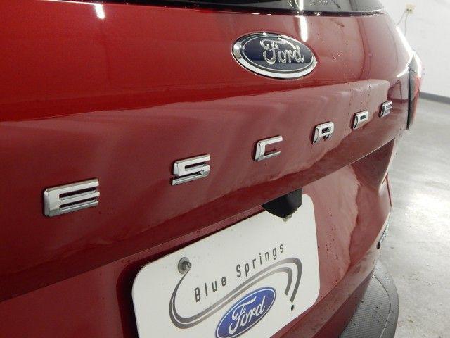 new 2025 Ford Escape car, priced at $32,030