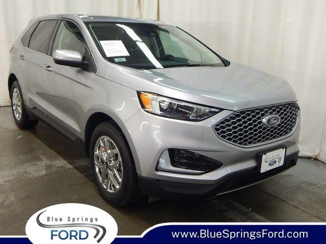 used 2024 Ford Edge car, priced at $27,458