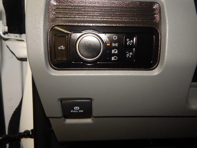 used 2024 Ford F-250 car, priced at $38,447