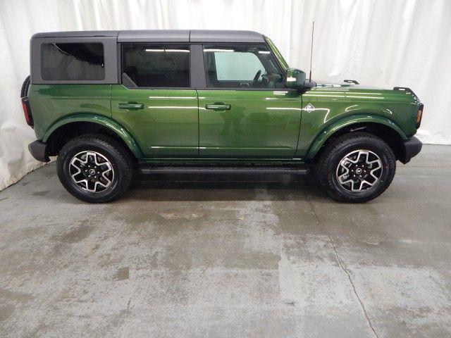 new 2024 Ford Bronco car, priced at $53,001