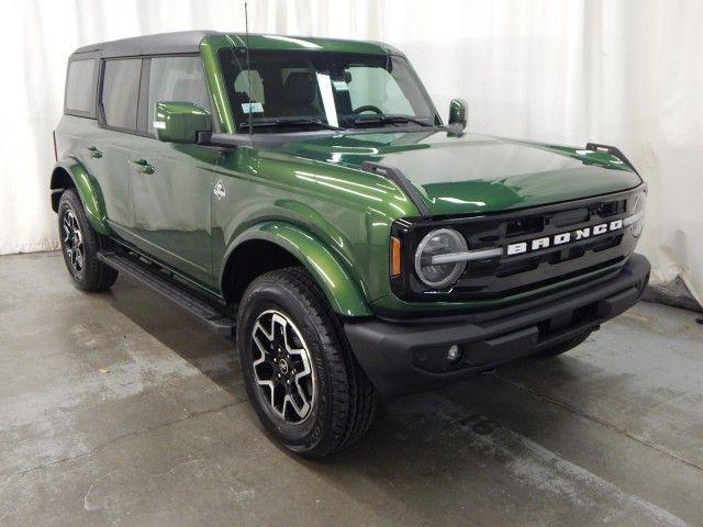 new 2024 Ford Bronco car, priced at $53,001