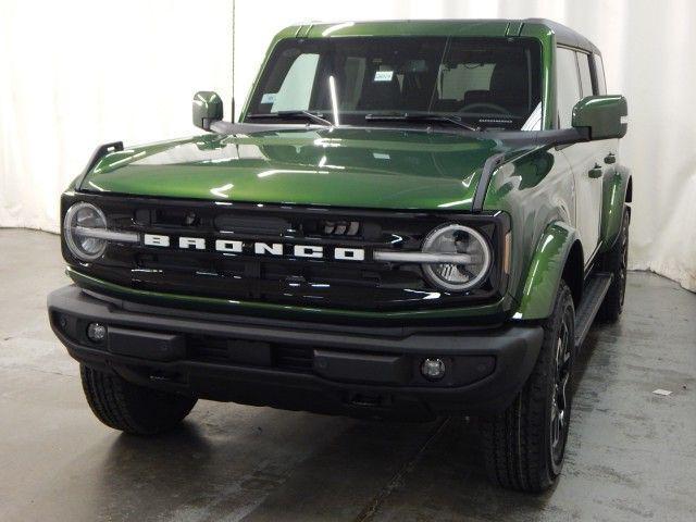 new 2024 Ford Bronco car, priced at $53,001