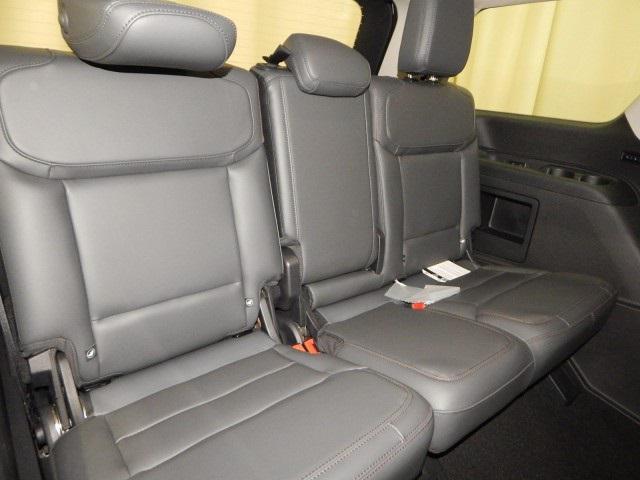 new 2025 Ford Expedition car, priced at $68,955
