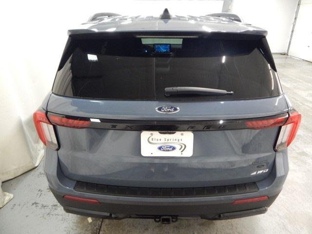 new 2025 Ford Explorer car, priced at $48,227