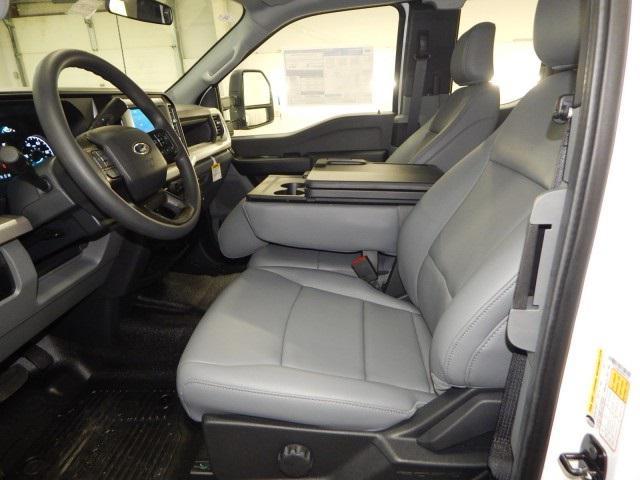 new 2025 Ford F-250 car, priced at $53,943