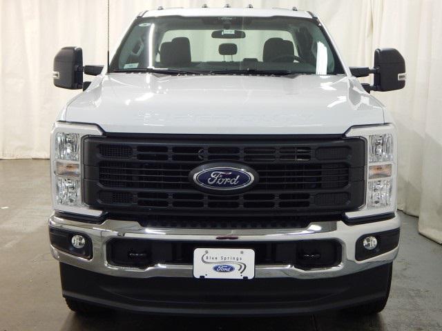 new 2025 Ford F-250 car, priced at $53,943