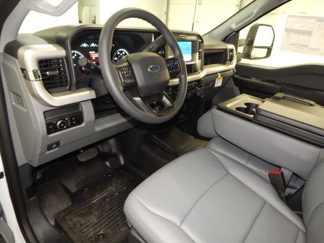 new 2025 Ford F-250 car, priced at $53,943