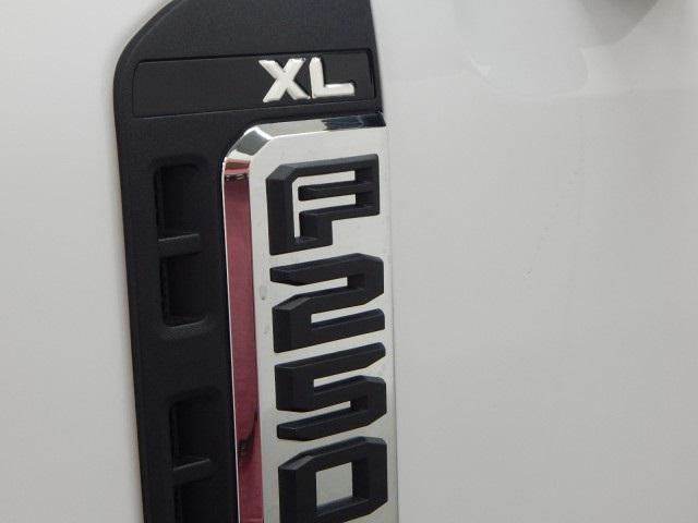 new 2025 Ford F-250 car, priced at $53,943