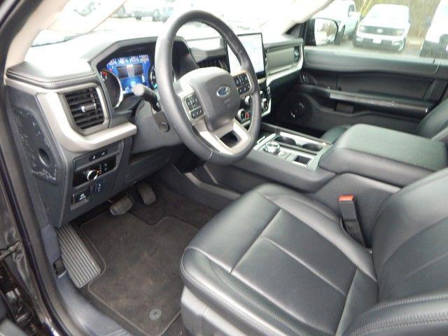 used 2024 Ford Expedition car, priced at $52,966