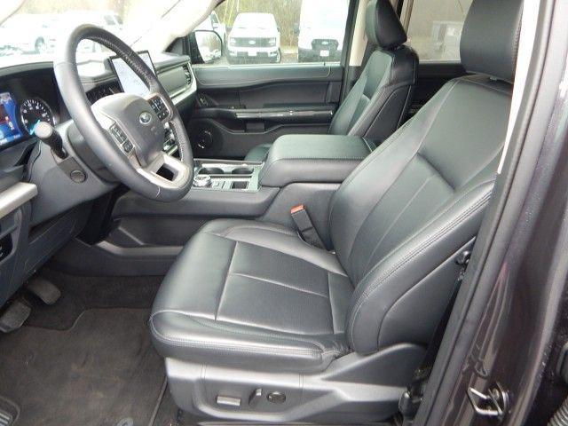 used 2024 Ford Expedition car, priced at $52,966