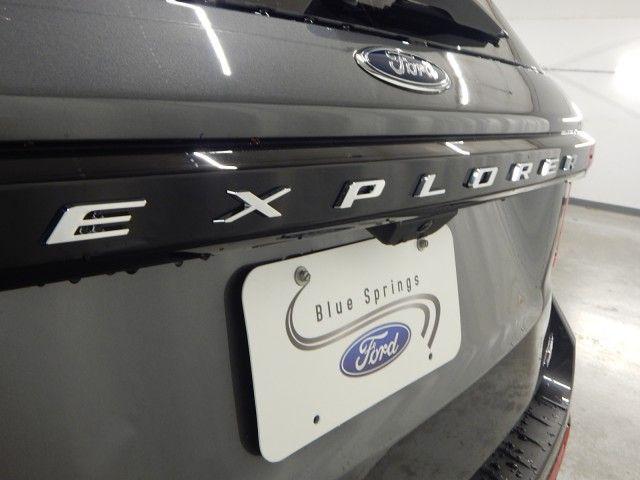 new 2025 Ford Explorer car, priced at $46,226