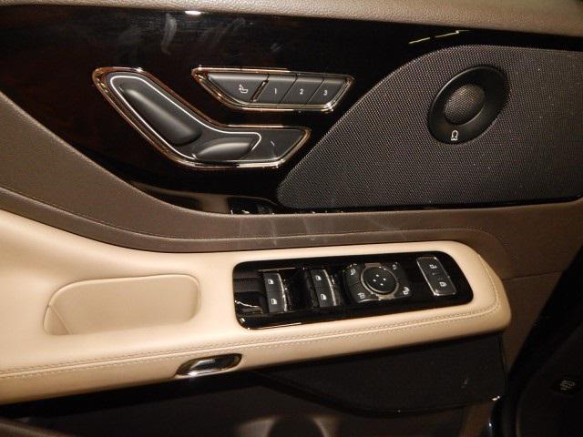 used 2024 Lincoln Aviator car, priced at $44,988