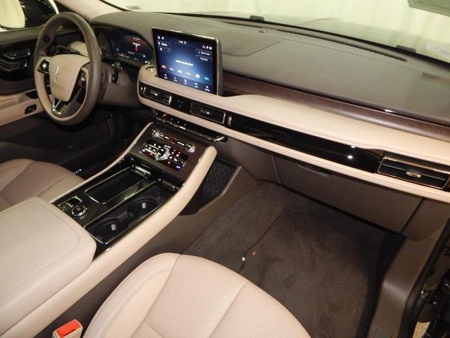 used 2024 Lincoln Aviator car, priced at $44,988