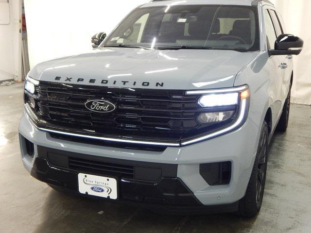 new 2025 Ford Expedition car, priced at $78,995