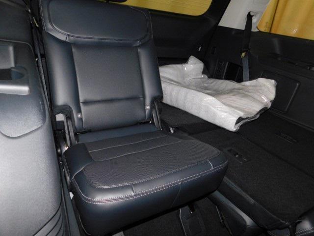 new 2025 Ford Expedition car, priced at $76,206