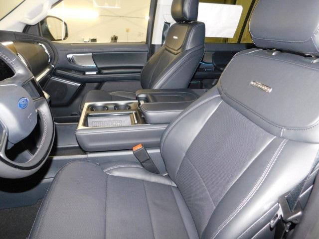 new 2025 Ford Expedition car, priced at $76,206