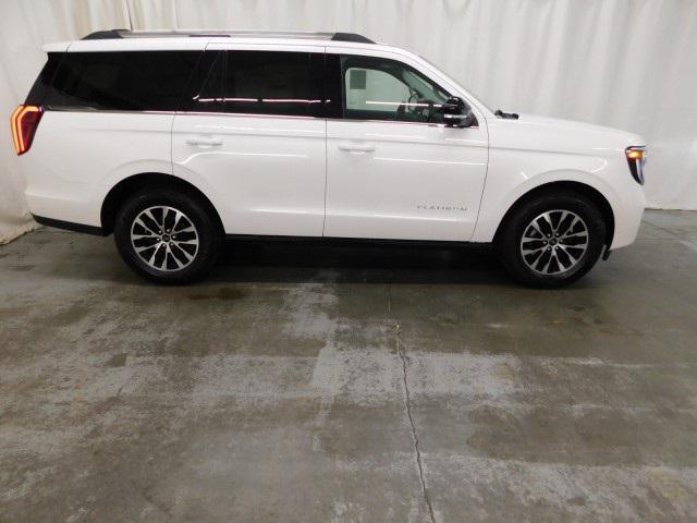 new 2025 Ford Expedition car, priced at $76,206