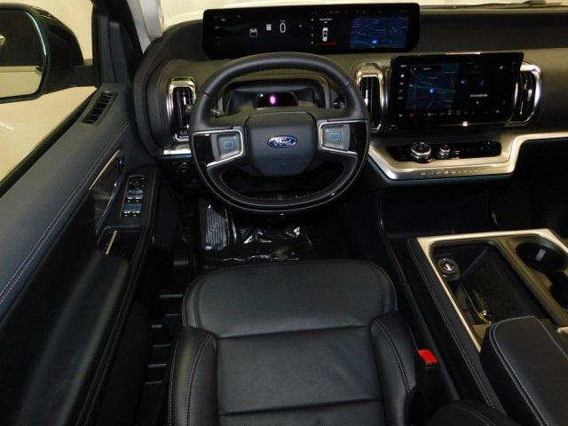 new 2025 Ford Expedition car, priced at $76,206