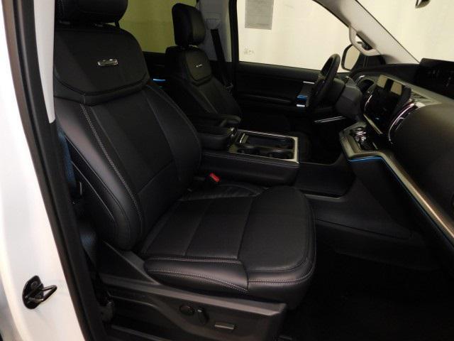 new 2025 Ford Expedition car, priced at $76,206