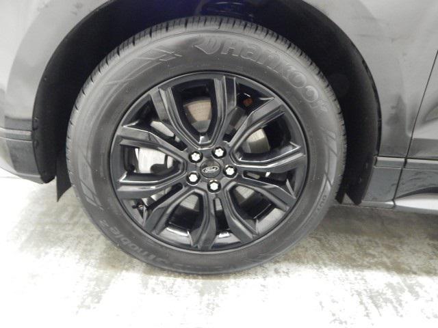 used 2024 Ford Edge car, priced at $29,934