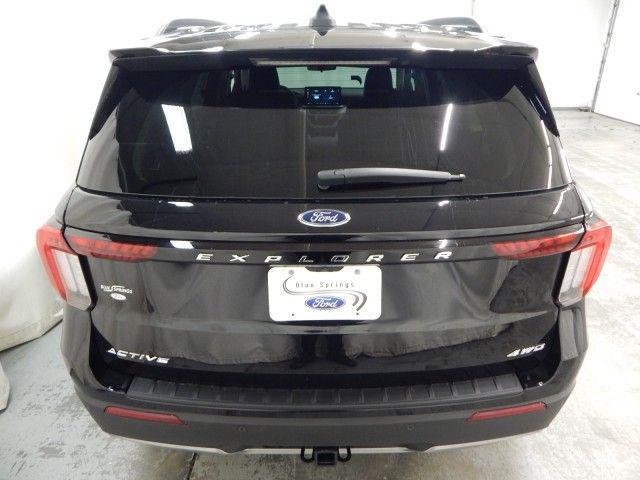 new 2025 Ford Explorer car, priced at $44,812