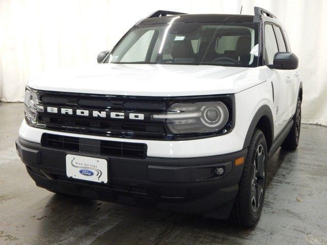 new 2024 Ford Bronco Sport car, priced at $35,000