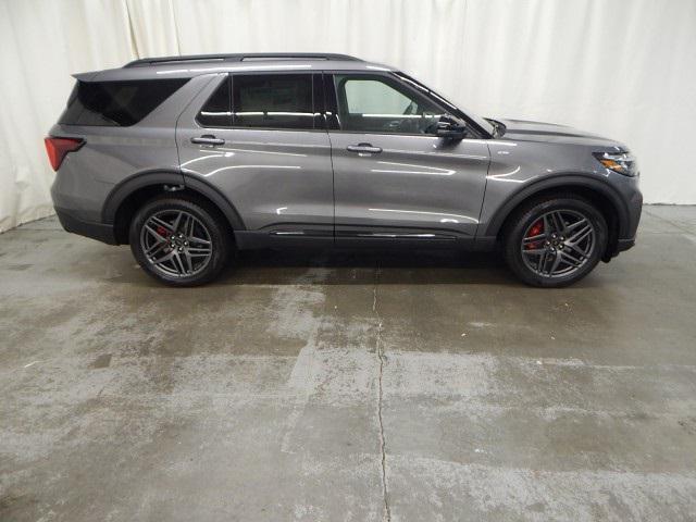 new 2025 Ford Explorer car, priced at $49,692