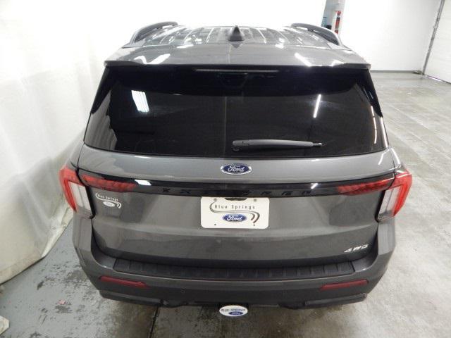 new 2025 Ford Explorer car, priced at $49,692