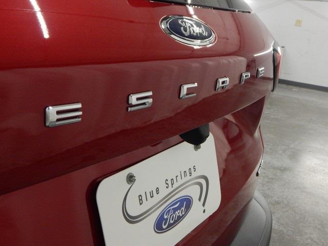 new 2025 Ford Escape car, priced at $30,524