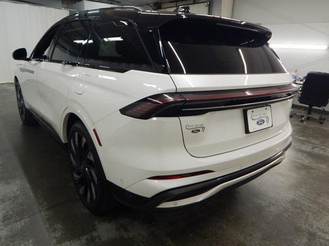 used 2024 Lincoln Nautilus car, priced at $52,987