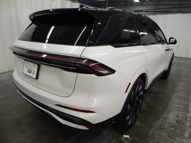 used 2024 Lincoln Nautilus car, priced at $52,987