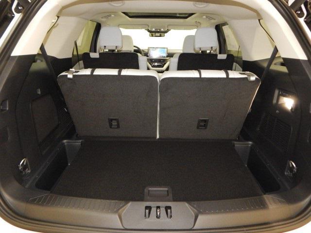 new 2025 Ford Explorer car, priced at $60,640