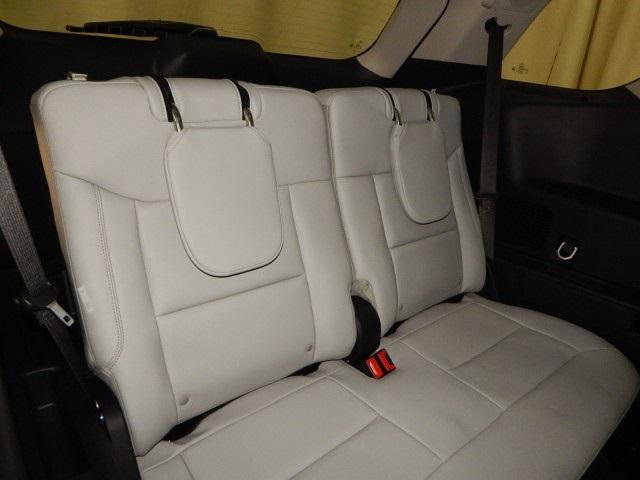 new 2025 Ford Explorer car, priced at $60,640