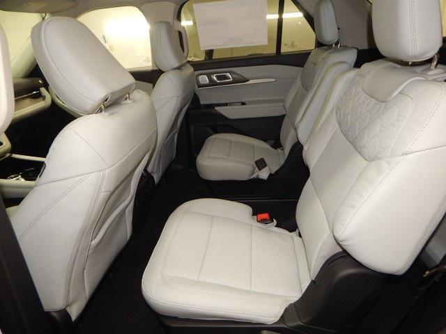 new 2025 Ford Explorer car, priced at $60,640